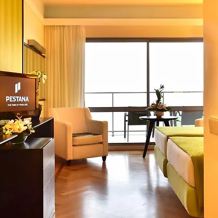 Pestana Promenade Ocean 4* פונשל