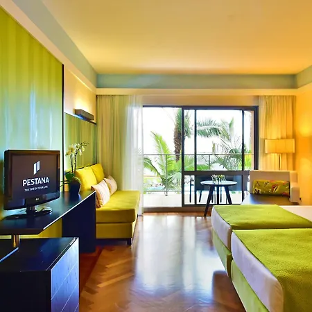 Pestana Promenade Ocean מלון פונשל