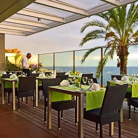 Pestana Promenade Ocean מלון