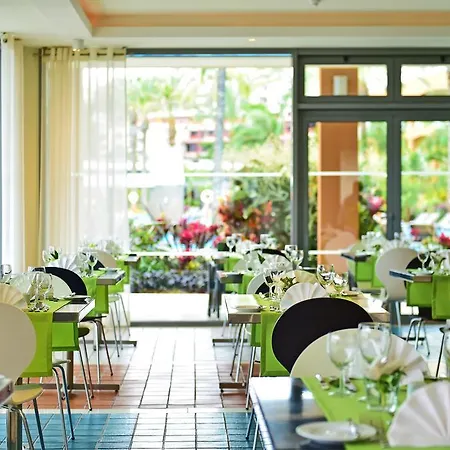 Pestana Promenade Ocean מלון פונשל
