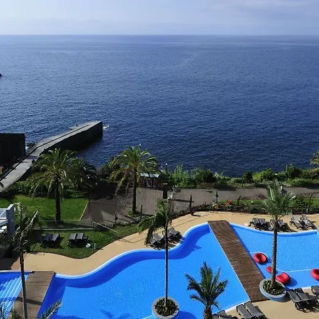 Pestana Promenade Ocean מלון פונשל